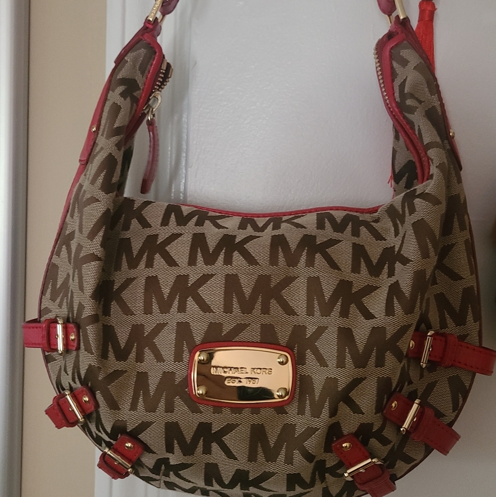 AUTHENTIC MK Shoulder bag